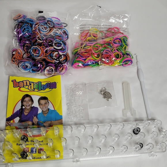 Bandaloom complete but opened kit - Picture 2 of 4